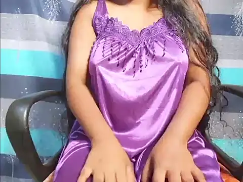 Snapshot of Savithri9 chatting on 06-21-26, 02:52 Savithri9 online show from 06-21-26, 02:52