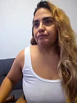 Snapshot of sweetcheekzx chatting on 04-21-26, 03:02 sweetcheekzx online show from 04-21-26, 03:02