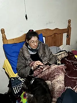 LaInsaciableIntensa online show from 11-26-25, 12:11