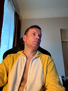 Leonuri online show from 11-24-25, 10:26