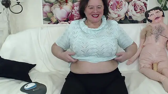 FlaviaSquirts online show from 02-13-25, 12:11