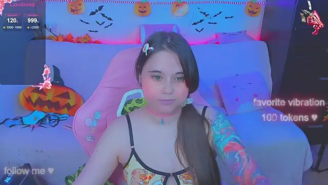 Lolisuccub online show from 10-20-25, 05:13