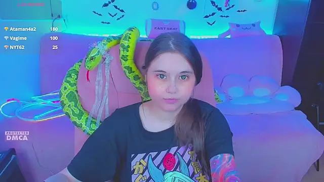 Snapshot of Lolisuccub chatting on 05-30-26, 04:59 Lolisuccub online show from 05-30-26, 04:59