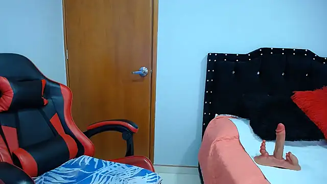 Ursulawhite69 online show from 05-20-26, 03:18