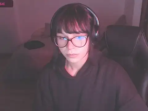 Snapshot of modjo_ chatting on 12-12-24, 02:04 modjo online show from 12-12-24, 02:04