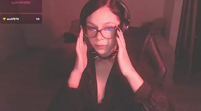 Snapshot of modjo_ chatting on 12-15-24, 03:02 modjo online show from 12-15-24, 03:02