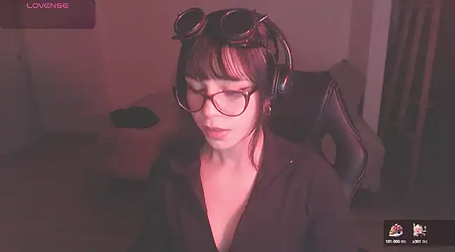 Snapshot of modjo_ chatting on 12-20-24, 04:31 modjo online show from 12-20-24, 04:31