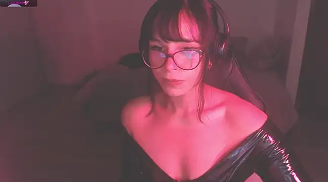 Snapshot of modjo_ chatting on 02-16-25, 04:53 modjo online show from 02-16-25, 04:53