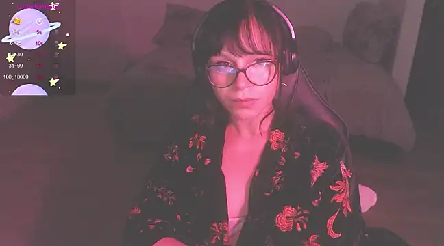 Snapshot of modjo_ chatting on 02-21-25, 07:01 modjo online show from 02-21-25, 07:01