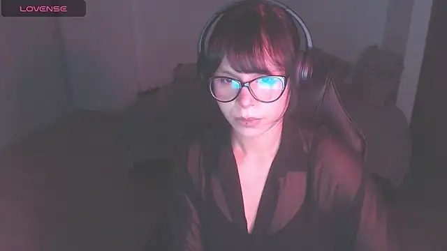 Snapshot of modjo_ chatting on 09-24-25, 02:48 modjo online show from 09-24-25, 02:48