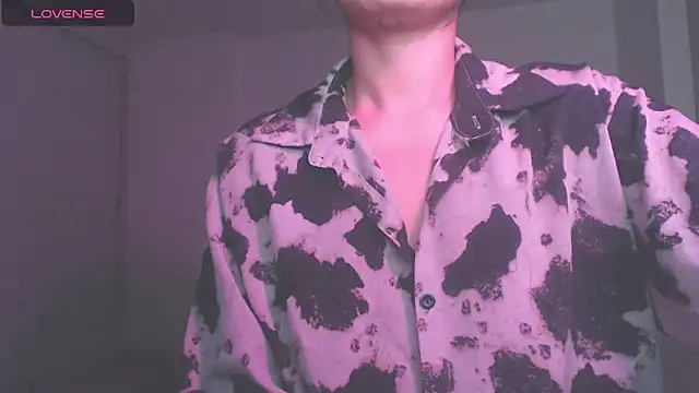 Snapshot of modjo_ chatting on 10-14-25, 03:40 modjo online show from 10-14-25, 03:40