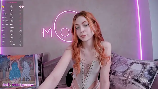 Snapshot of lika_lil chatting on 03-17-25, 02:08 lika lil online show from 03-17-25, 02:08