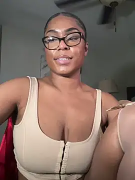 CandyLuxxxx online show from 03-01-25, 09:37