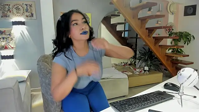 CelesteBreedlove online show from 10-01-25, 08:04