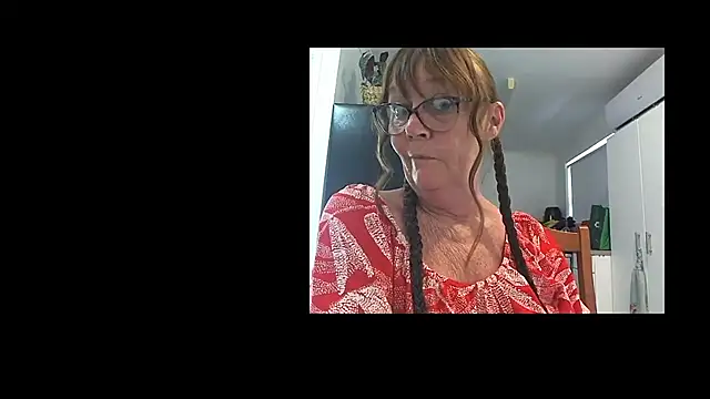 Snapshot of bellaau chatting on 01-14-25, 05:51 bellaau online show from 01-14-25, 05:51