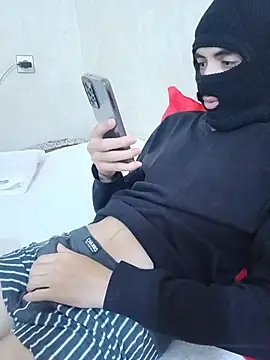 arabqueen online show from 11-17-25, 07:19