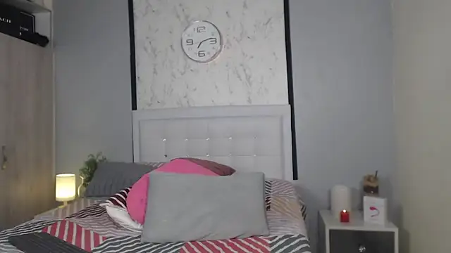 Sofia Blosom online show from 02-14-25, 01:23