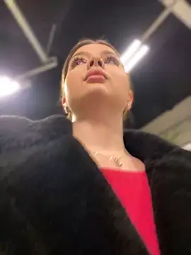 KrisMagnoly online show from 02-06-25, 04:25