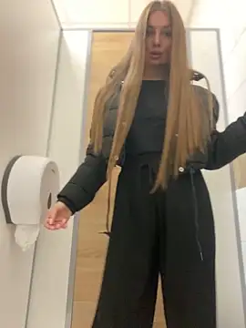 KrisMagnoly online show from 09-29-25, 06:02