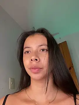 Snapshot of sexyAlyssaGreen chatting on 11-16-25, 03:56 sexyAlyssaGreen online show from 11-16-25, 03:56