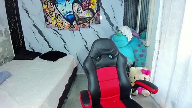 andromeda xx online show from 12-18-25, 02:23