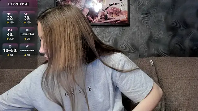 CassieMils online show from 02-12-26, 06:19