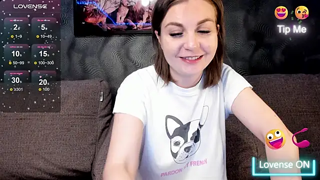 CassieMils online show from 06-27-26, 06:46