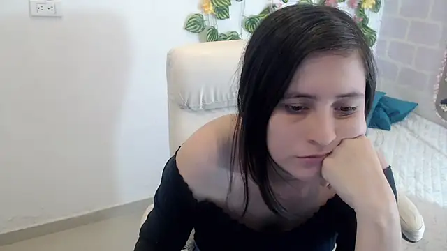 tania sweet   online show from 09-26-25, 03:49