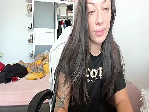 MeliEva online show from 10-20-25, 09:21