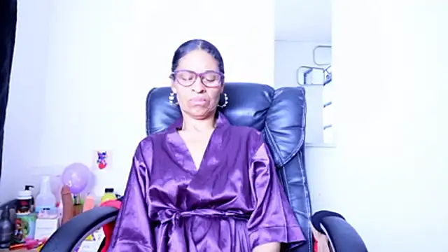Snapshot of Aries_Mature chatting on 06-22-26, 03:25 Aries Mature online show from 06-22-26, 03:25