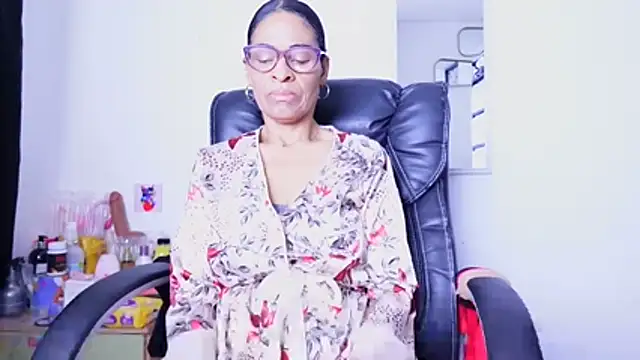 Snapshot of Aries_Mature chatting on 07-05-26, 01:01 Aries Mature online show from 07-05-26, 01:01