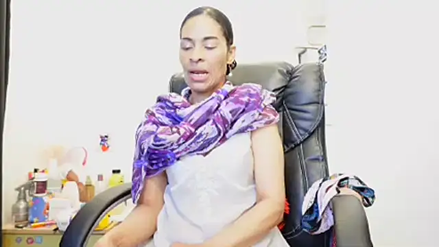Snapshot of Aries_Mature chatting on 07-12-26, 12:56 Aries Mature online show from 07-12-26, 12:56