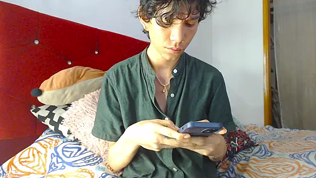 LAICK 01 online show from 04-04-26, 03:49