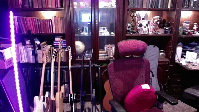 BeardedBear999 online show from 09-26-25, 03:16