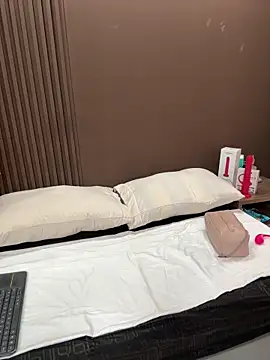 Melissabaylin online show from 03-16-26, 04:00