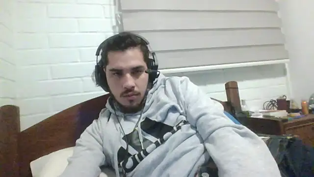 Snapshot of hung_weeb chatting on 12-07-24, 03:47 hung weeb online show from 12-07-24, 03:47