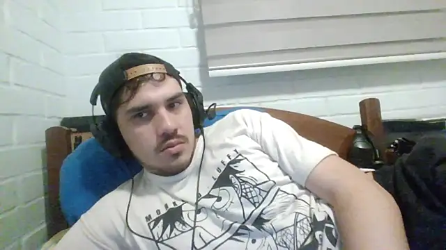 Snapshot of hung_weeb chatting on 02-09-25, 02:17 hung weeb online show from 02-09-25, 02:17