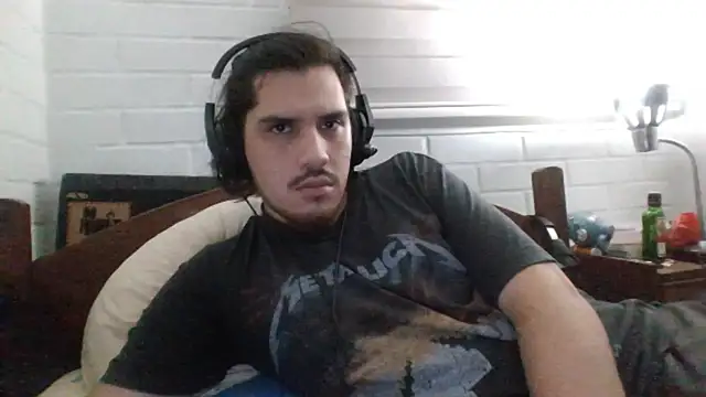 Snapshot of hung_weeb chatting on 03-12-25, 03:24 hung weeb online show from 03-12-25, 03:24