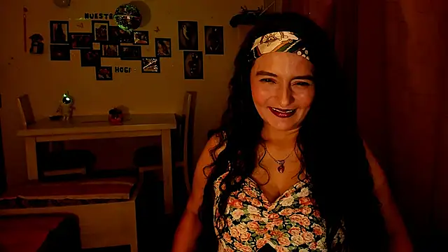 emma luxy online show from 04-04-26, 04:00