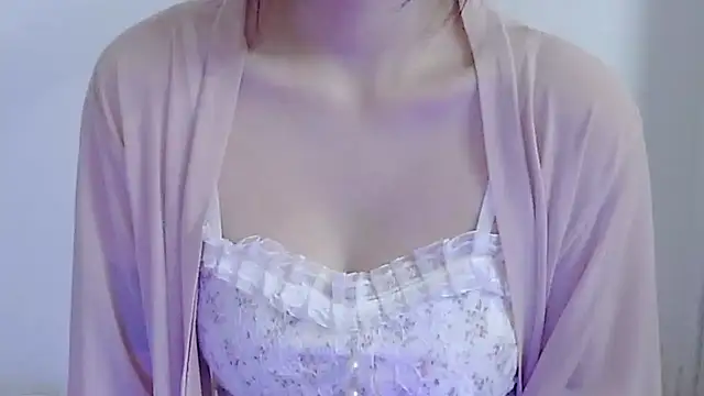 EmmySweet- online show from 05-04-26, 05:47