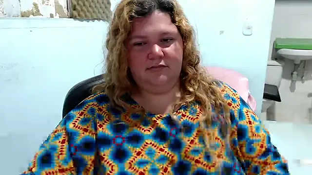Snapshot of squirt322bbw chatting on 06-14-26, 01:35 squirt322bbw online show from 06-14-26, 01:35