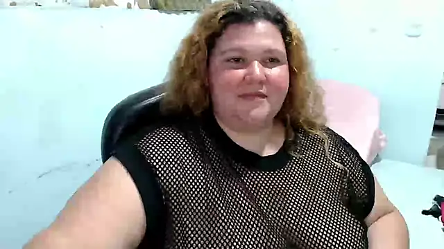 Snapshot of squirt322bbw chatting on 06-20-26, 04:04 squirt322bbw online show from 06-20-26, 04:04