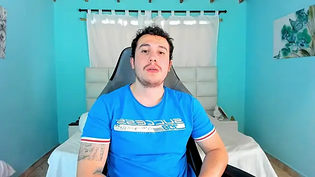 Snapshot of juan__jimenez chatting on 05-15-26, 06:04 juan jimenez online show from 05-15-26, 06:04