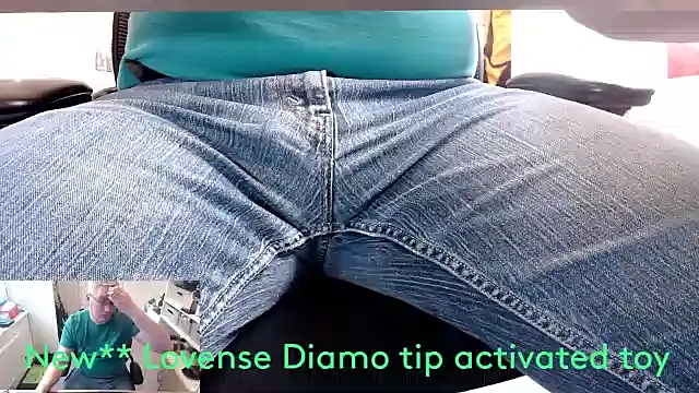 Snapshot of RicRockhard chatting on 03-21-25, 11:01 RicRockhard online show from 03-21-25, 11:01