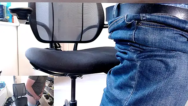 Snapshot of RicRockhard chatting on 09-14-25, 10:25 RicRockhard online show from 09-14-25, 10:25