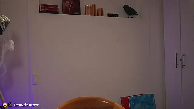 raphttalia  online show from 10-24-25, 11:56