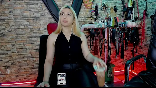 Liltildeman moon online show from 11-09-25, 01:59