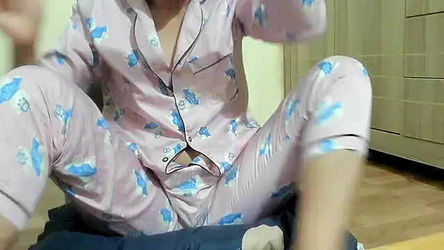 Snapshot of Beauty_Asian_Tina chatting on 02-09-25, 11:58 Beauty Asian Tina online show from 02-09-25, 11:58