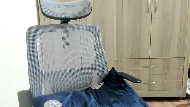 Snapshot of Beauty_Asian_Tina chatting on 02-15-25, 12:59 Beauty Asian Tina online show from 02-15-25, 12:59