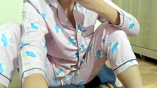 Snapshot of Beauty_Asian_Tina chatting on 02-26-25, 10:58 Beauty Asian Tina online show from 02-26-25, 10:58